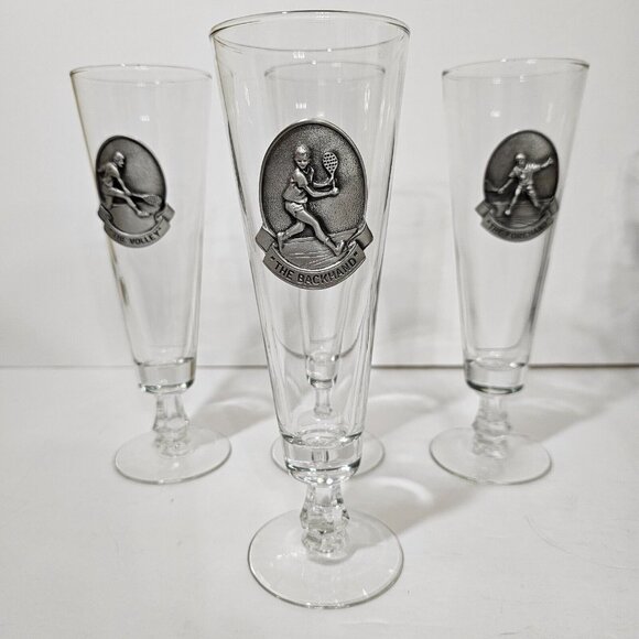 Set of 4 Pilsner Beer Glasses with Tennis Theme Pewter Medallions by Fort - 1970 - Picture 5 of 7
